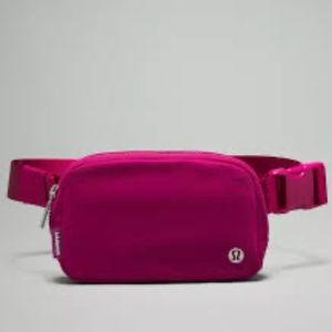 Wild Berry Lululemon Everywhere Belt Bag 1L